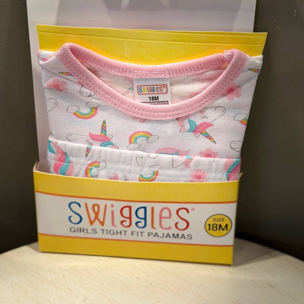 Swiggles Girls‎ Tight Fit Pajamas Size 18M Unicorn Rainbow Sleepwear Set